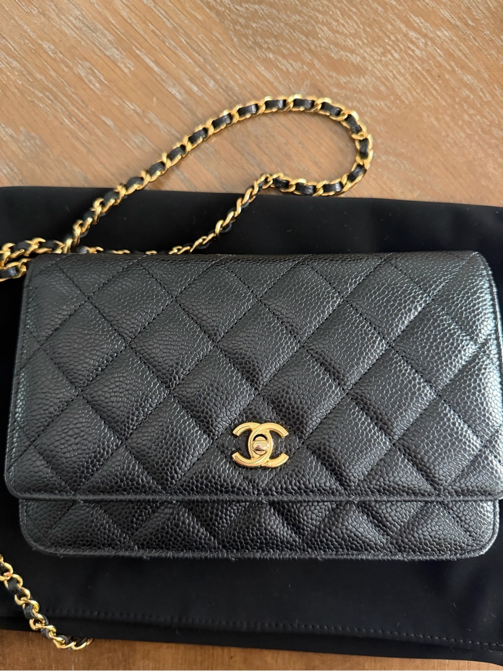 CHANEL caviar turnlock wallet on chain - Picture 6 of 8